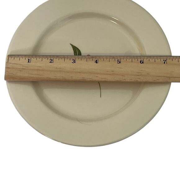 Vtg Target Holiday Appetizer Plates Set of 6 White Holly Berry Christmas Dessert - Picture 5 of 7